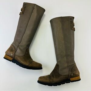 Sorel Major Tall leather boots Womens size 8